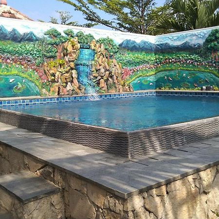 Villa Malang Puncak Buring Екстер'єр фото