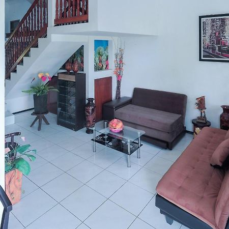Villa Malang Puncak Buring Екстер'єр фото